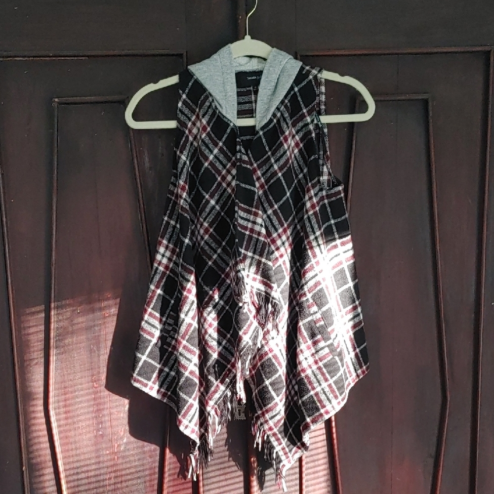 Takara Girls Plaid Hooded vest size medium